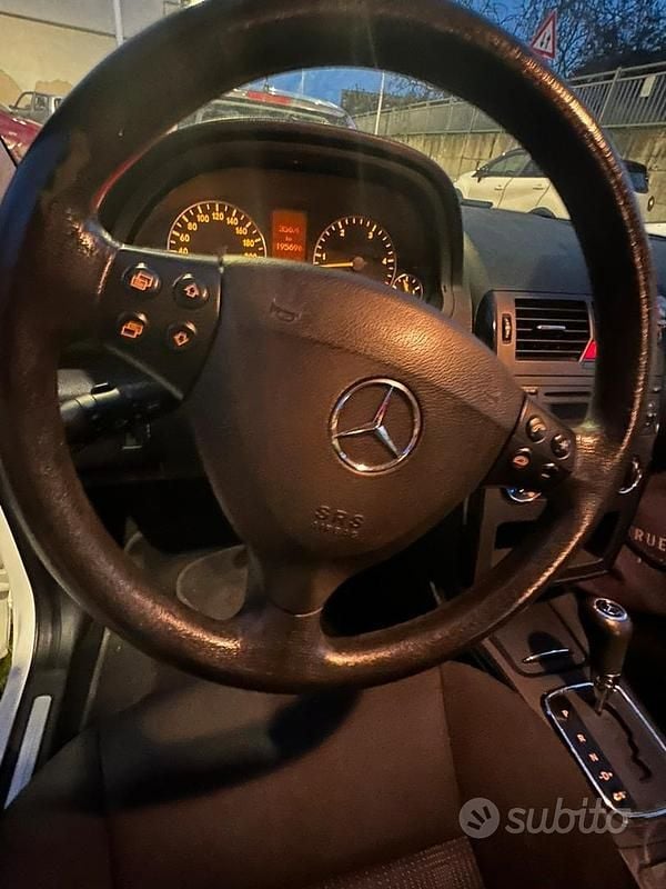 Usata Mercedes A200 2010 Bianco Monovolume