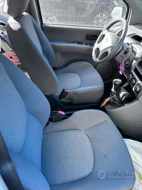 Usata Hyundai Matrix 82 CV (60 kW) 2004 Grigio Monovolume