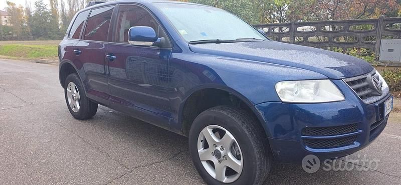 Usata VW Touareg 224 CV (164 kW) 2006 Blu SUV
