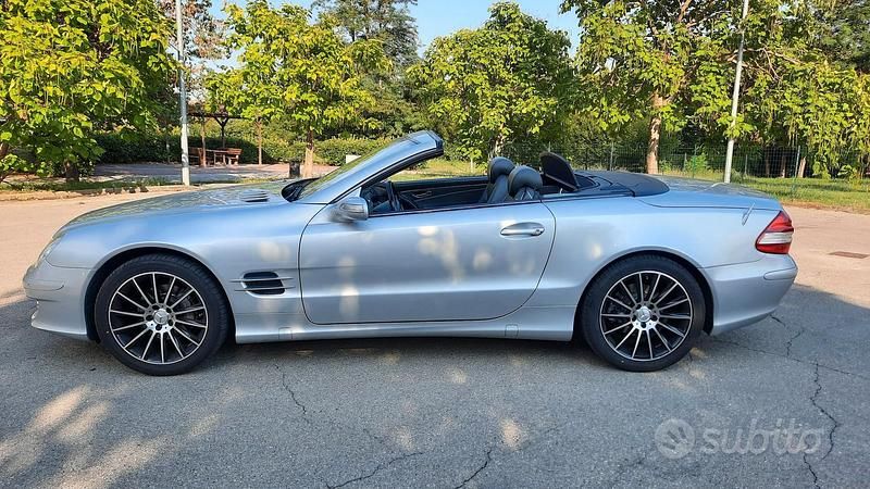 Argento Usata 2004 Mercedes SL350 Cabrio | 15.900 € (Ottimo prezzo) - Immagine 1/4