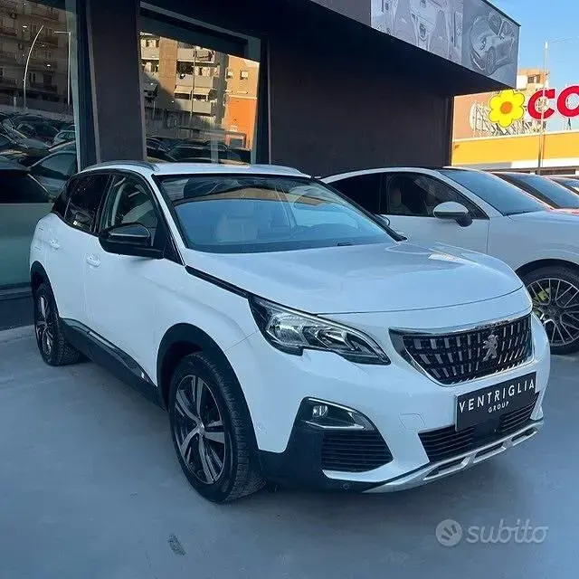 Usata Peugeot 3008 Allure 131 CV (96 kW) 2019 Bianco SUV