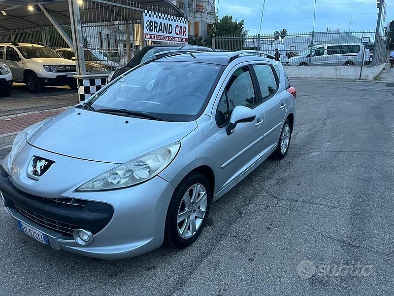 Usata Peugeot 207 90 CV (66 kW) 2009 Grigio Station wagon