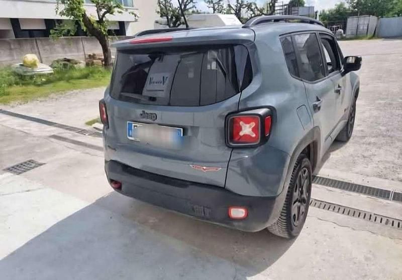 Usata Jeep Renegade Trailhawk 170 CV (125 kW) 2015 SUV
