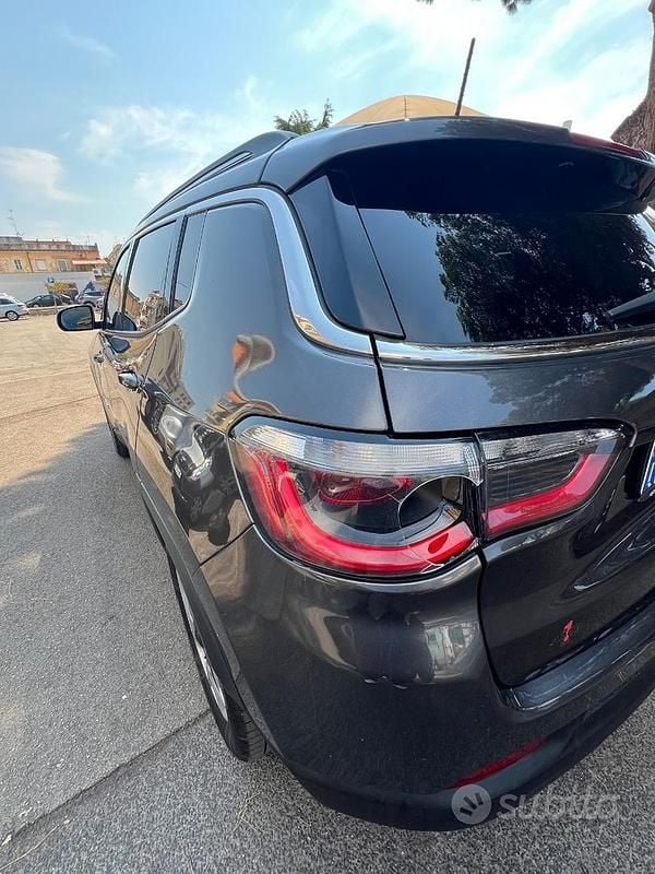 Usata Jeep Compass Limited 120 CV (88 kW) 2019 Grigio SUV