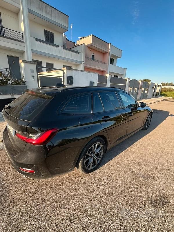 Usata BMW 320 Sport Line 190 CV (139 kW) 2020 Nero Station wagon