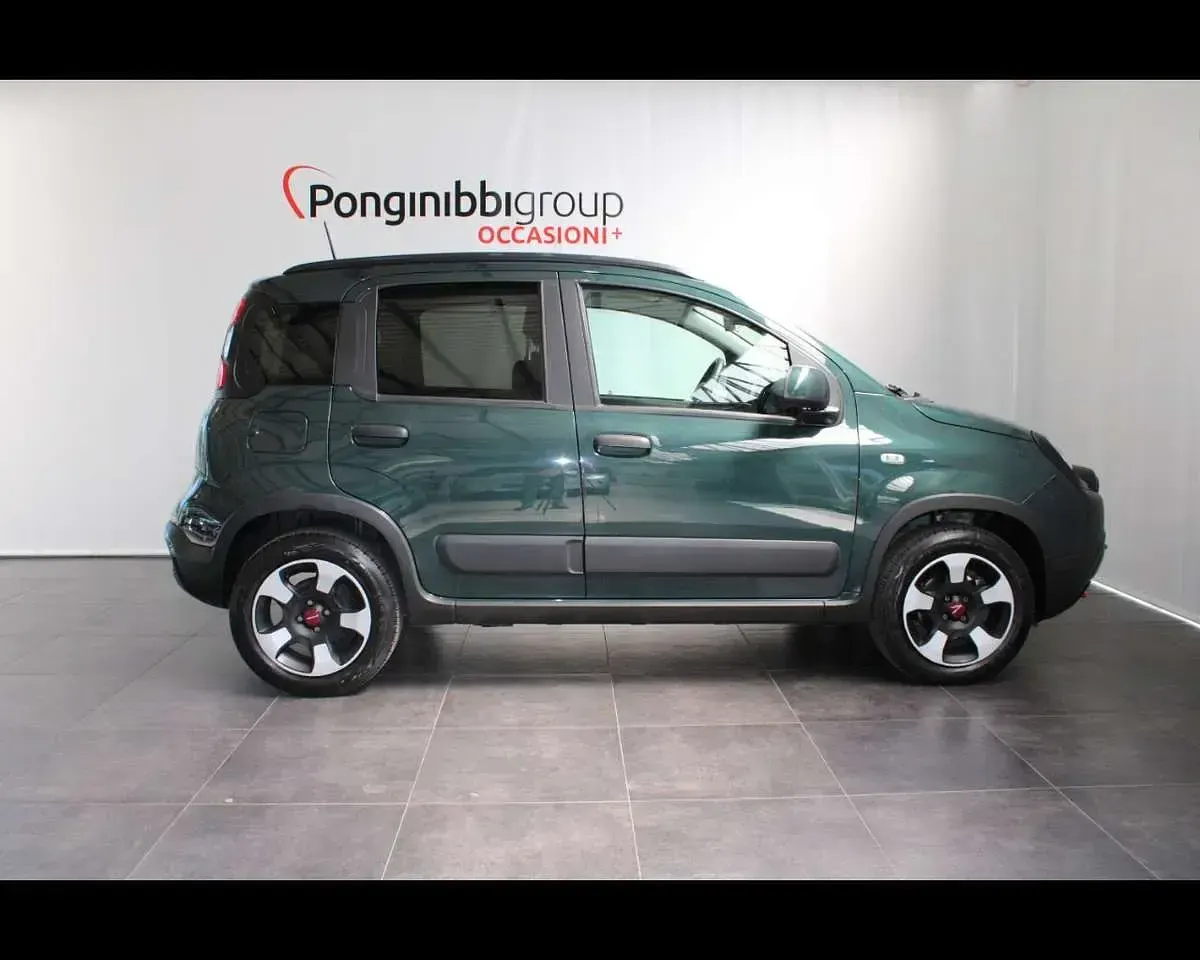 Usata Fiat Panda Cross Cross 69 CV (50 kW) 2023 Verde Utilitaria