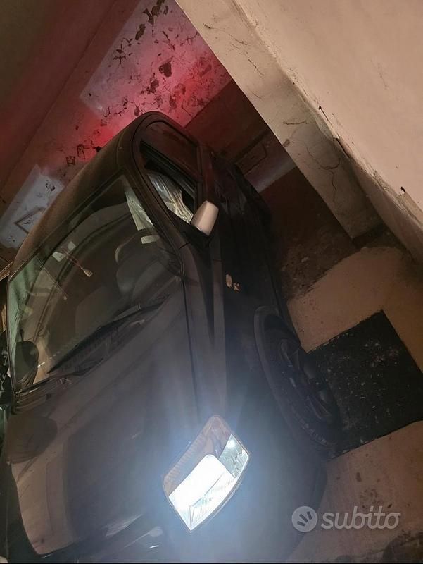 Nero Usata 2007 Fiat Panda Berlina | 4500 € (Ottimo prezzo) - Immagine 1/4