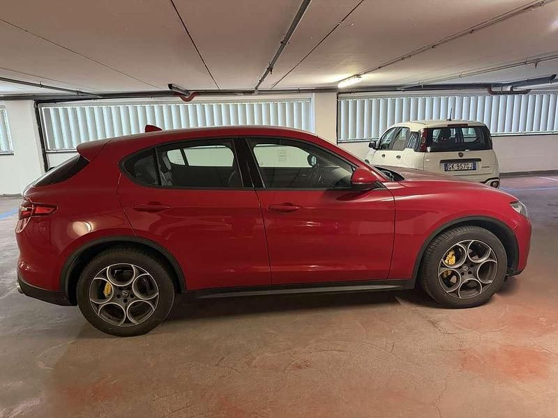 Usata Alfa Romeo Stelvio Business 179 CV (131 kW) 2018 SUV