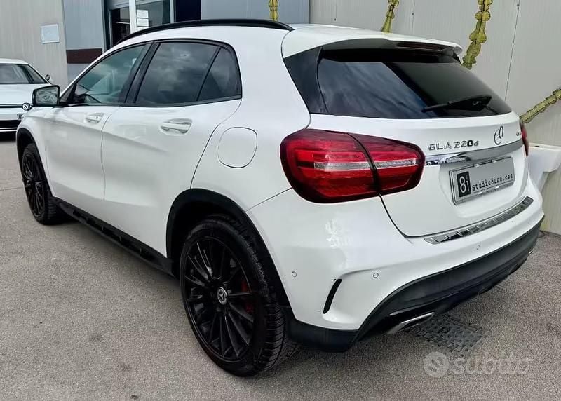 Usata Mercedes GLA220 Premium 2017 Bianco SUV