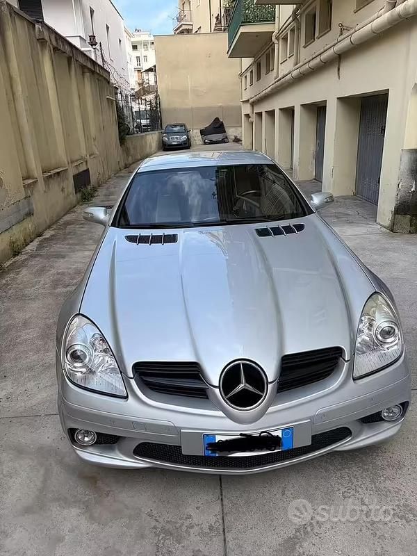 Usata Mercedes SLK55 AMG AMG 360 CV (264 kW) 2005 Cabrio