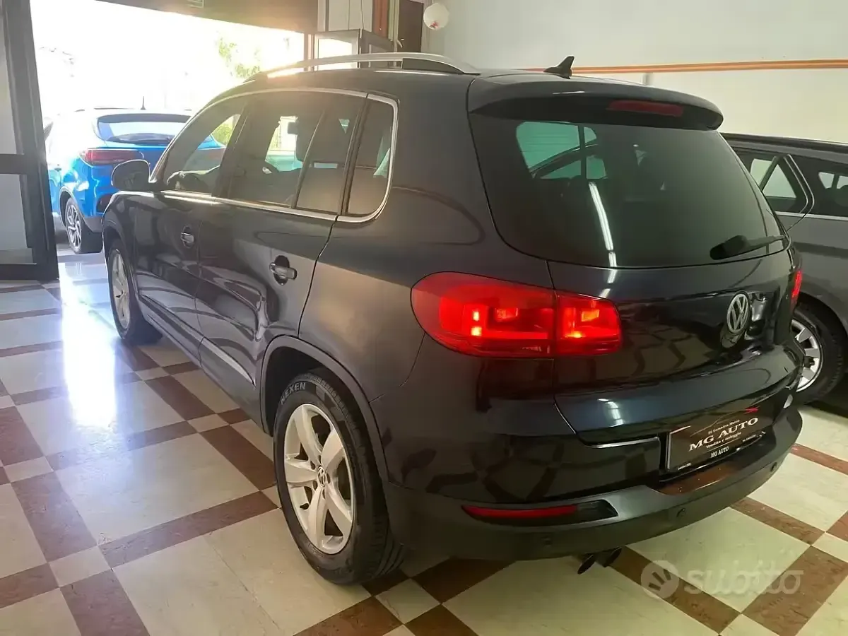 Usata VW Tiguan Style 140 CV (102 kW) 2015 Blu SUV