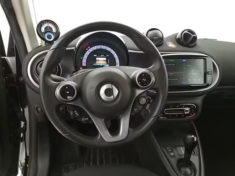 Usata Smart ForTwo Coupé Passion 41 kW (56 CV) 2021 Bianco Utilitaria