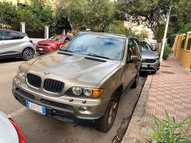 Usata 2004 BMW X5 SUV | 3500 € - Immagine 1/4