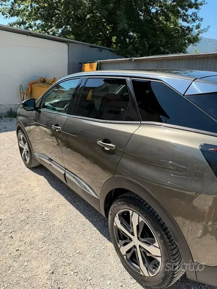 Usata Peugeot 3008 131 CV (96 kW) 2018 Grigio SUV