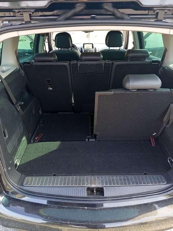 Usata Opel Zafira Tourer Cosmo 131 CV (96 kW) 2013 Monovolume