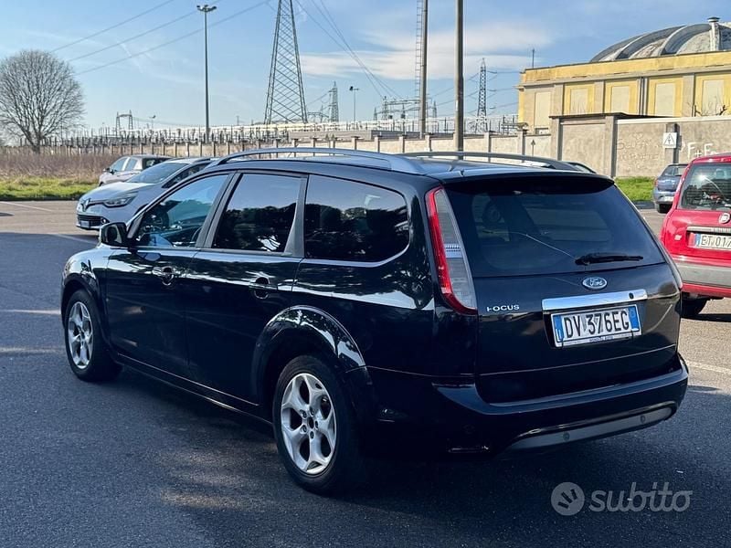 Usata Ford Focus 145 CV (106 kW) 2009 Nero Berlina