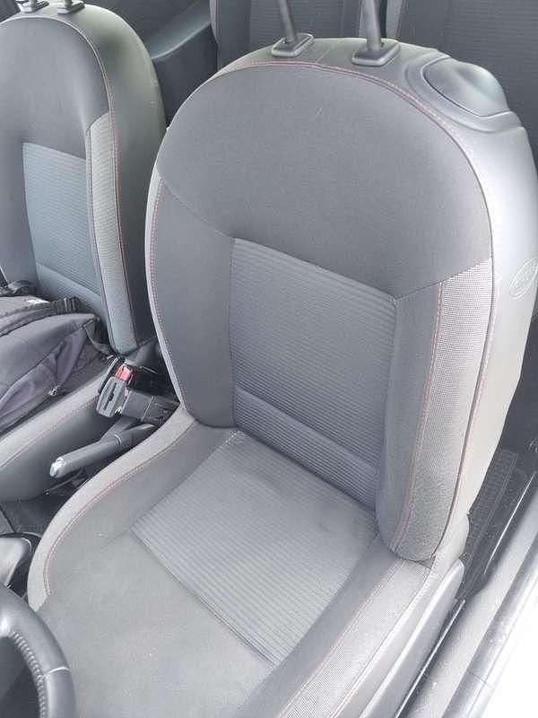 Usata Renault Twingo 75 CV (55 kW) 2013 Argento Utilitaria