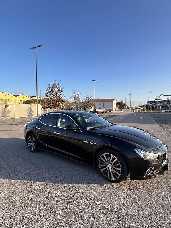 Usata Maserati Ghibli 250 CV (183 kW) 2016 Nero Berlina