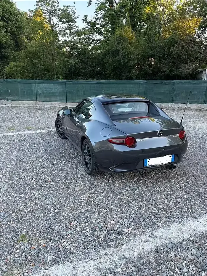 Usata Mazda MX5 Inclusive 184 CV (135 kW) 2021 Grigio Cabrio
