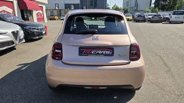 Usata Fiat 500e 42 kW (58 CV) 2024 Marrone Berlina