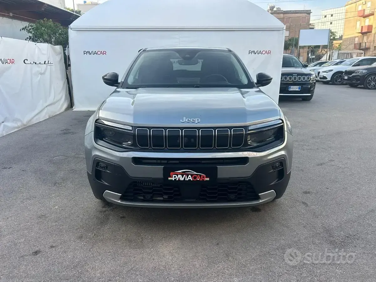 Usata Jeep Avenger Summit 101 CV (74 kW) 2025 Grigio SUV