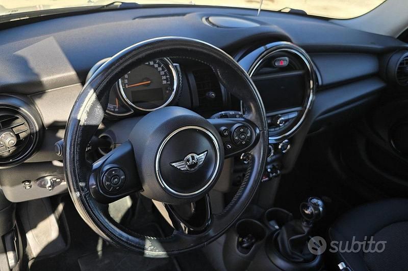 Usata Mini ONE 102 CV (75 kW) 2014 Giallo Utilitaria