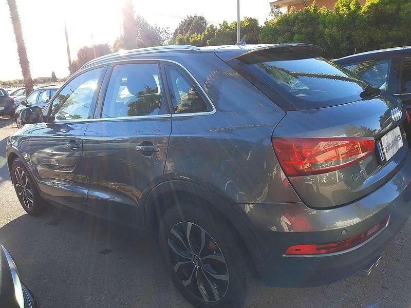 Usata Audi Q3 Ambiente 150 CV (110 kW) 2016 Grigio SUV