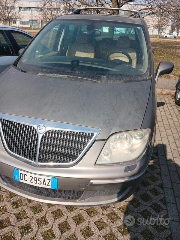 Usato 2006 Lancia Phedra 2.2 Diesel 128 CV (2.500 €)