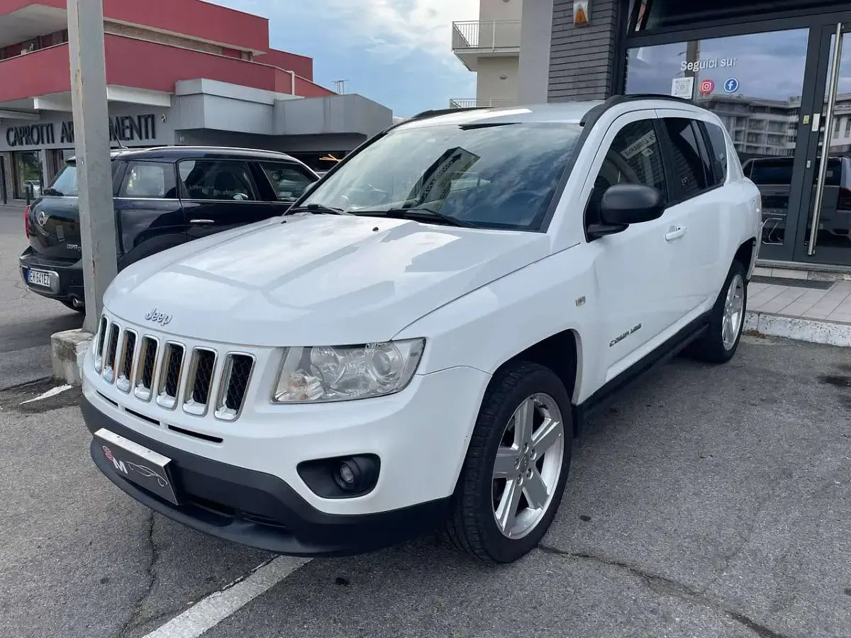 Usata Jeep Compass Limited 163 CV (119 kW) 2013 Bianco SUV