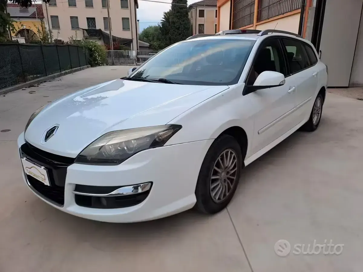 Usata Renault Laguna III 110 CV (80 kW) 2012 Station wagon