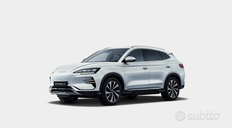 Nuova BYD Seal U Boost 218 CV (160 kW) 2025 Grigio SUV