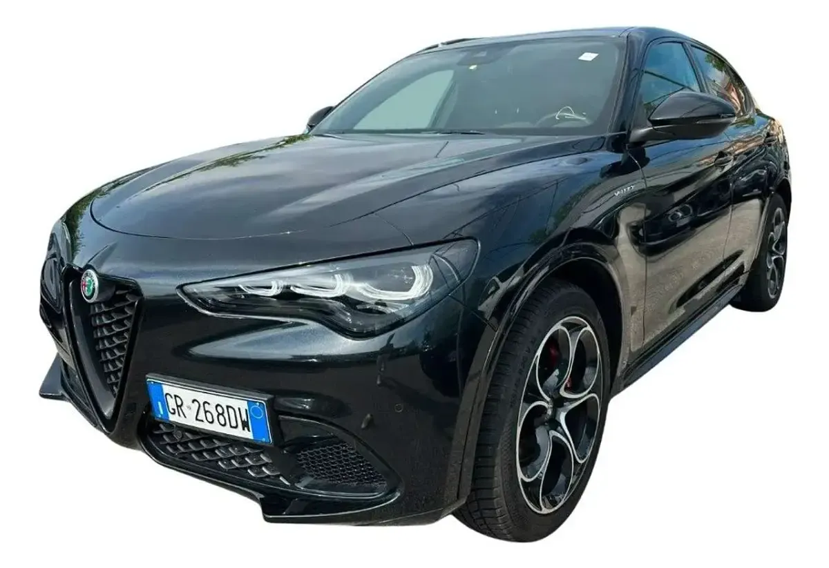 Usata Alfa Romeo Stelvio Veloce 209 CV (153 kW) 2023 Nero SUV