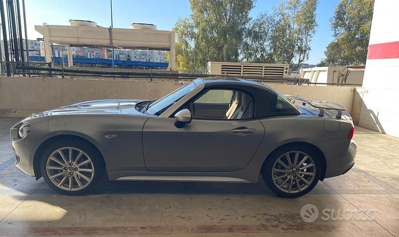 Usata 2019 Fiat 124 Spider Lusso Cabrio | 22.000 € (Buon prezzo) - Immagine 1/4
