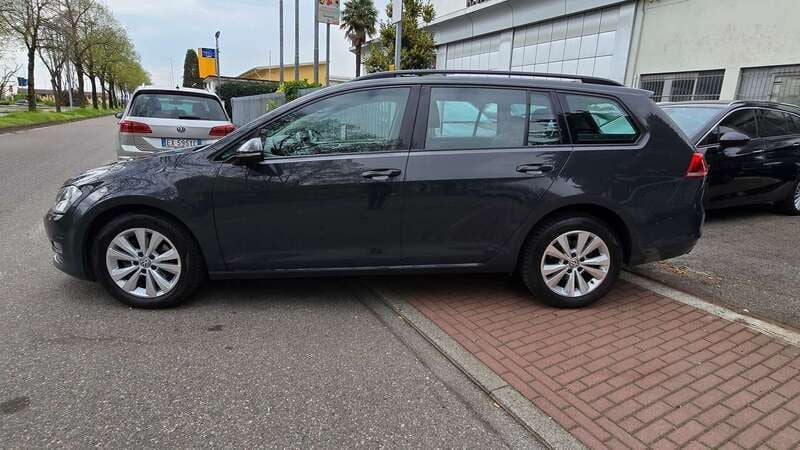Usata VW Golf VII Executive 110 CV (80 kW) 2016 Nero Station wagon
