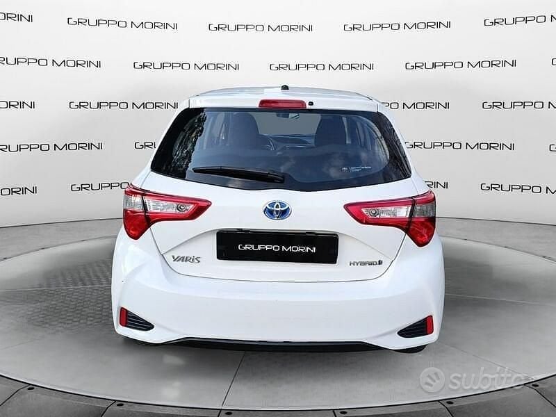 Usata Toyota Yaris Hybrid Active 2018 Bianco Berlina