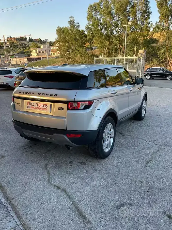 Usata Land Rover Range Rover evoque Pure 190 CV (139 kW) 2011 Grigio SUV
