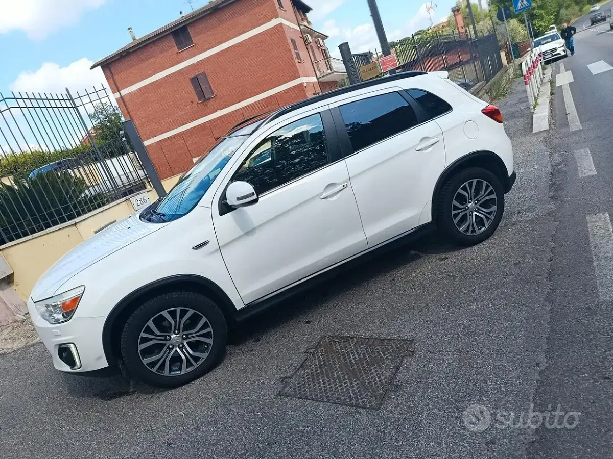 Usata Mitsubishi ASX Instyle 114 CV (83 kW) 2015 Bianco SUV