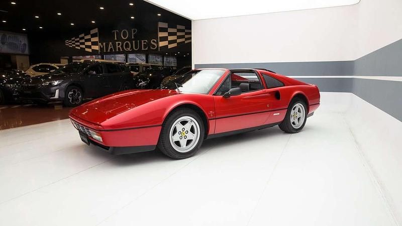 Rosso pastello Usata 1986 Ferrari 328 Cabrio | 98.280 € - Immagine 1/4