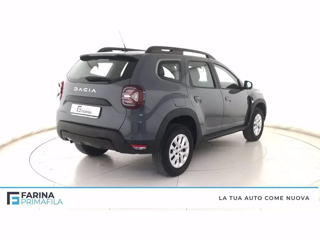 Usado Dacia Duster Expression 101 CV (74 kW) 2023 Gris SUV