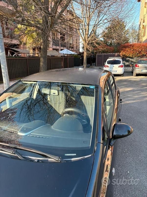 Usata Opel Corsa 80 CV (58 kW) 2009 Nero Utilitaria