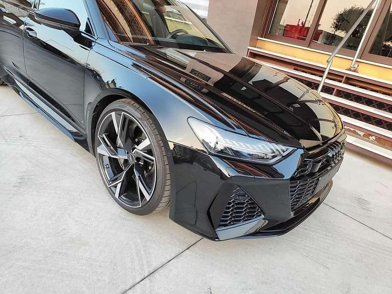 Usata Audi RS6 Ambiente 600 CV (441 kW) 2022 Nero Station wagon