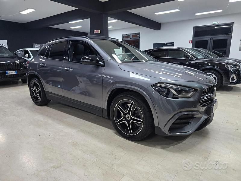 Usata Mercedes GLA200 AMG Line Premium Plus 150 CV (110 kW) 2023 Grigio SUV