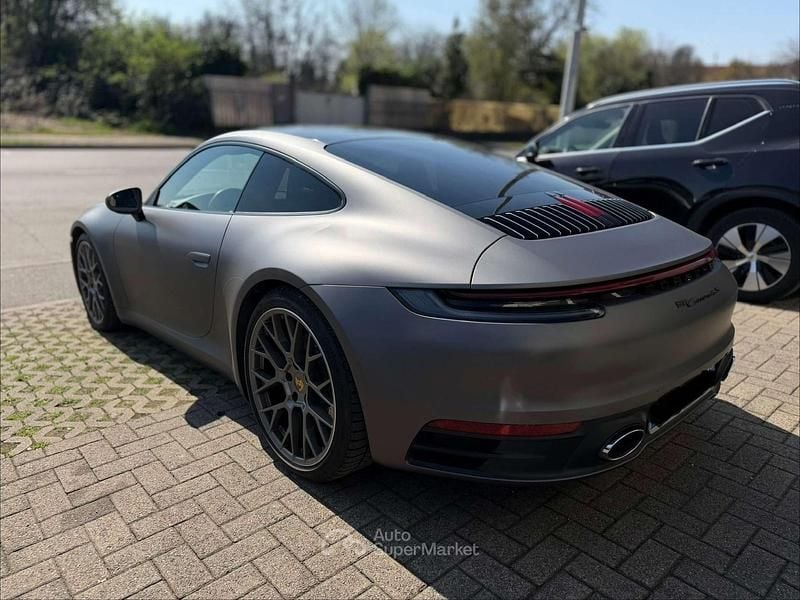 Usata Porsche 911 Carrera 4S Chrono 450 CV (330 kW) 2019 Argento gt Coupé