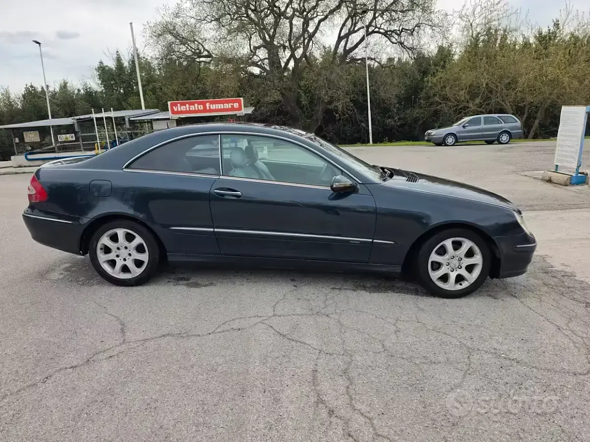 Usata Mercedes CLK200 Elegance 163 CV (119 kW) 2004 Blu Coupé