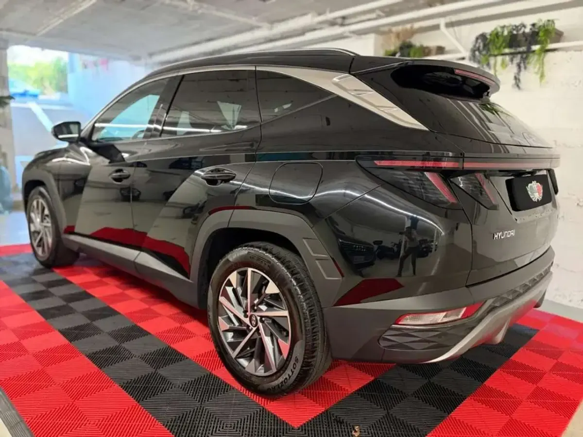 Usata Hyundai Tucson 150 CV (110 kW) 2021 Nero SUV