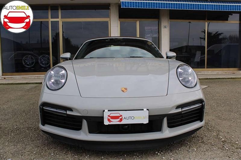 Usata Porsche 911 Turbo S Cabriolet 650 CV (478 kW) 2023 Argento Cabrio