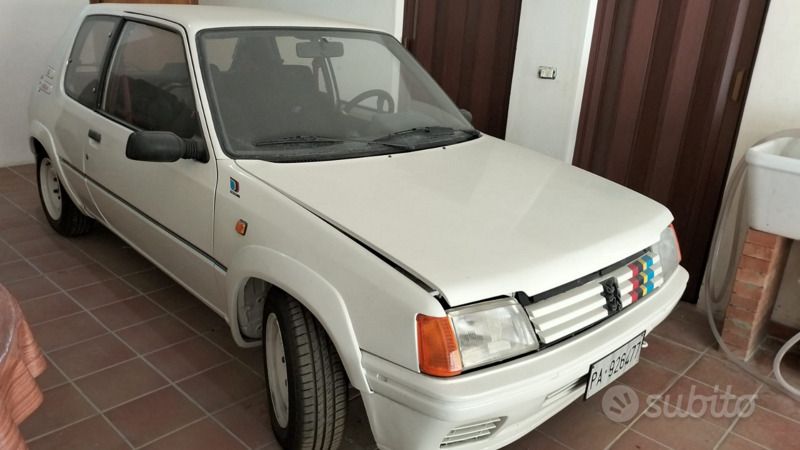 Bianco Usata 1988 Peugeot 205 Tre volumi | 13.000 € - Immagine 1/4