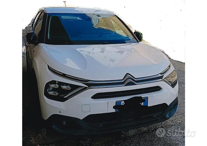 Usata Citroën e-C4 Shine 100 kW (136 CV) 2021 Bianco Berlina