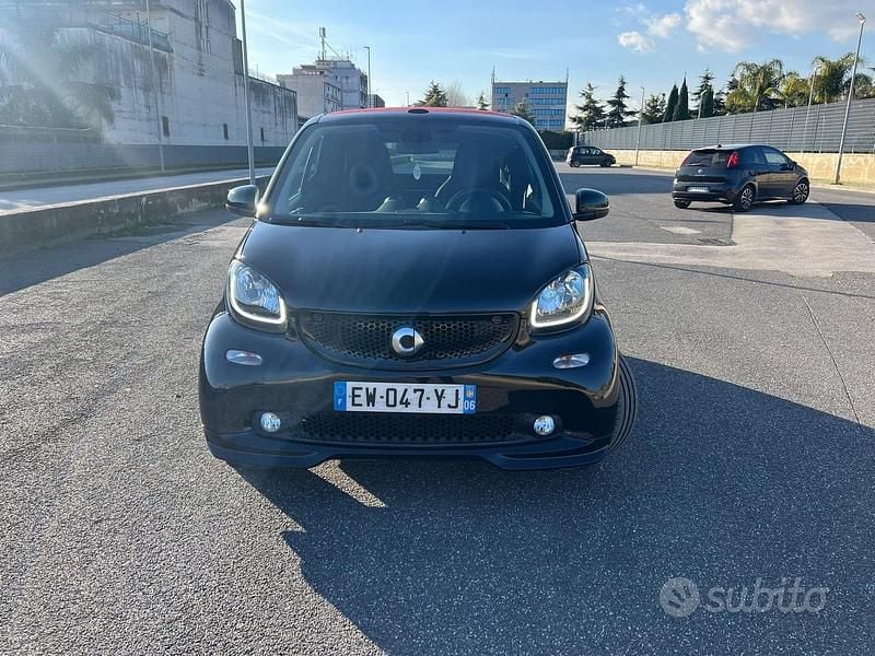 Usata Smart ForTwo Cabrio Prime 70 CV (51 kW) 2018 Nero Cabrio