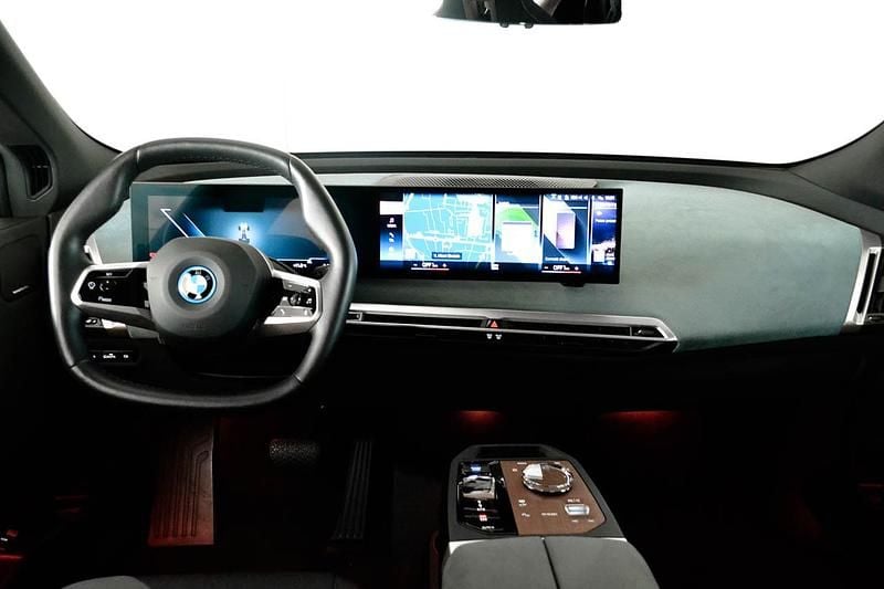 Usata BMW iX Comfort Edition 239 kW (326 CV) 2021 Sophisto grey metal SUV